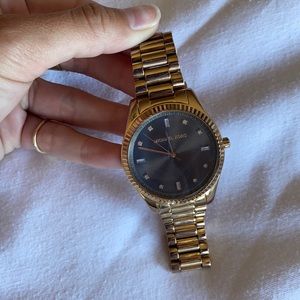 Michael Kors Woman’s Watch